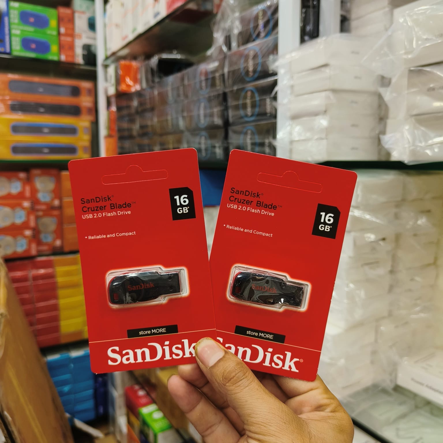 SanDisk 16Gb Pendrive 1 Year Warranty